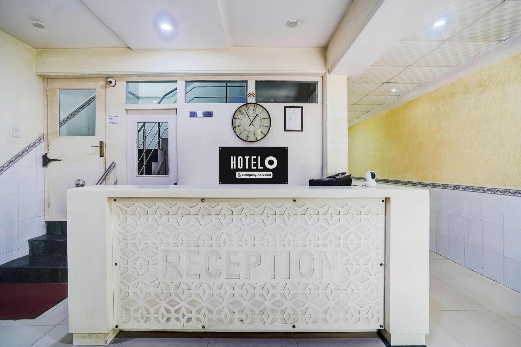 Super Hotel O Sgpgi Bijnaur Екстер'єр фото